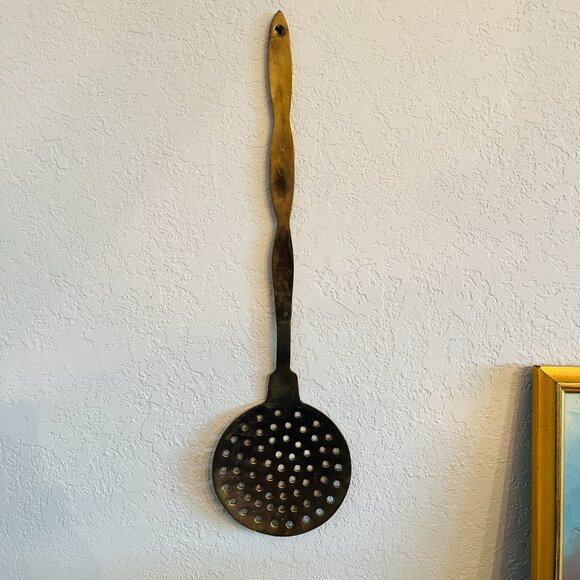 Vintage Solid Brass Skimmer Patina Gallery Wall Cottagecore European Farmhouse - Picture 4 of 8